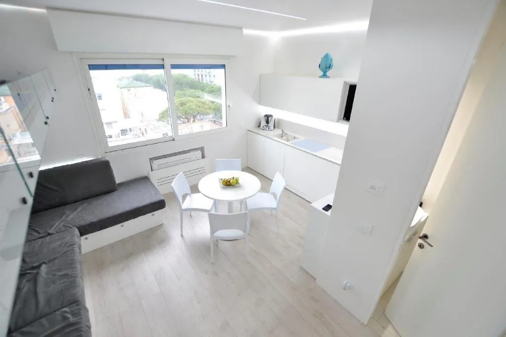 Ceccarini Corner - Vista Mare Apartment Riccione 0*,